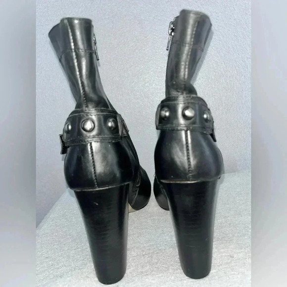 Arturo Chiang Black booties / boots leather buckle- studded  with 4” heel - Picture 3 of 10